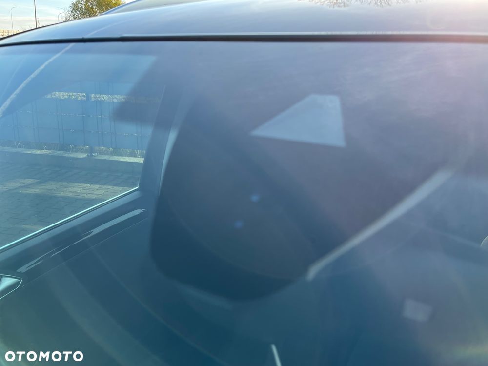 Volkswagen Touran 1.4 TSI (BlueMotion Technology) DSG Highline - 37