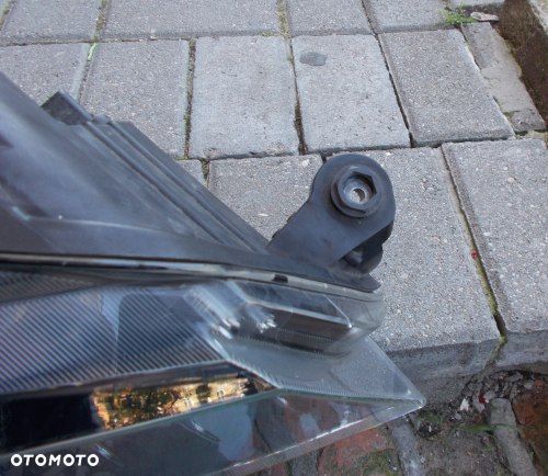 SKODA SUPERB 3 III 3V1 BI XENON SKRĘTNY LED LAMPA PRAWA 3V1941016B - 3