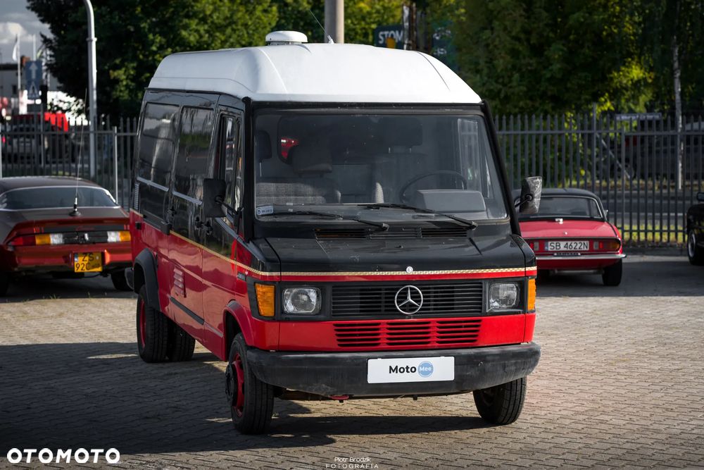 Mercedes-Benz T1