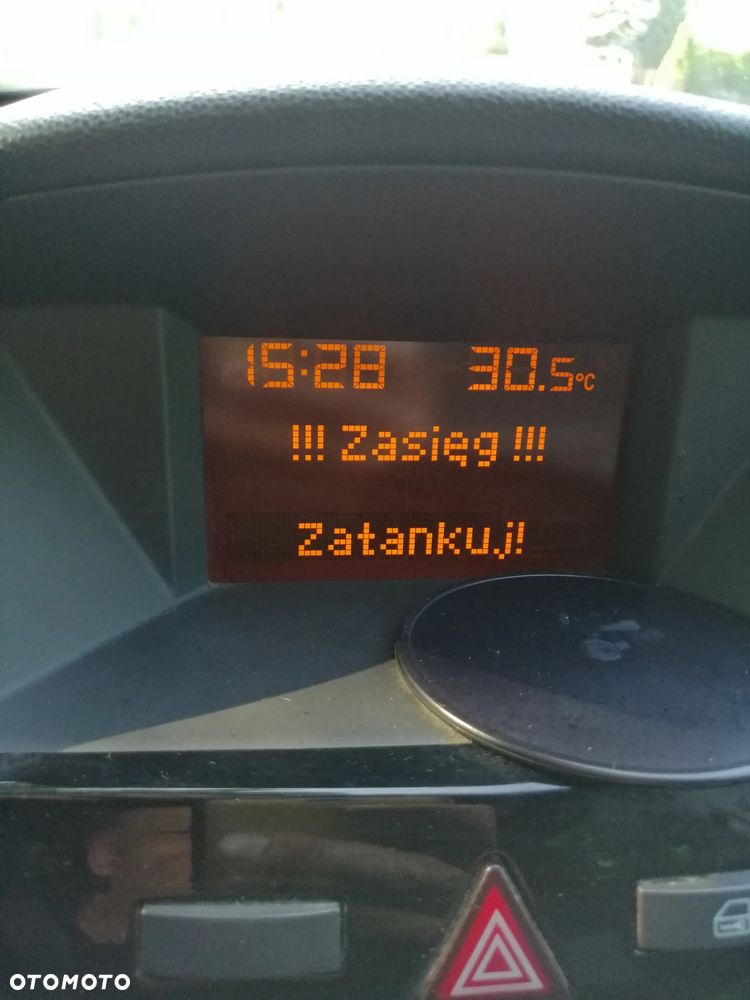 Opel Zafira - 25