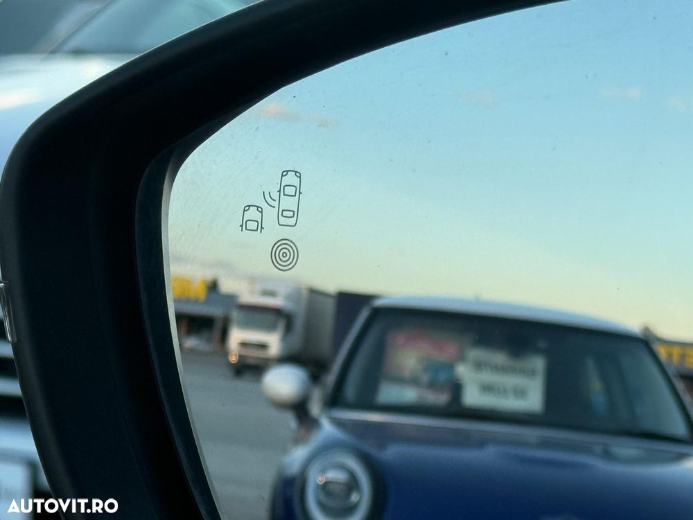 Peugeot 2008 1.2 L PureTech STT EAT8 GT Line - 39