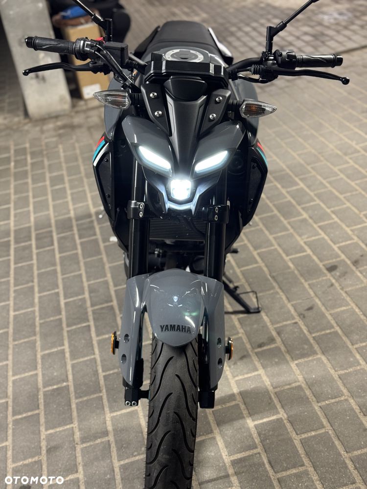 Yamaha MT - 6
