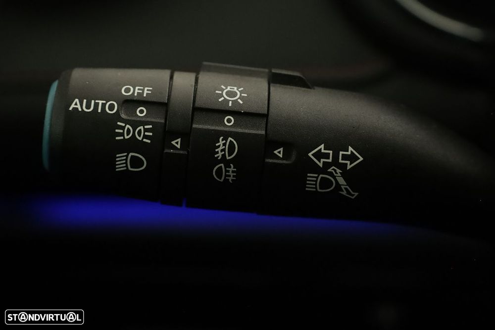 MG EHS 1.5 T-GDI Plug-in Hybrid Luxury - 17