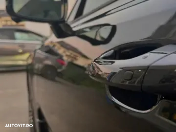 Kia Stinger 3.3 T-GDI 8AT AWD GT - 16