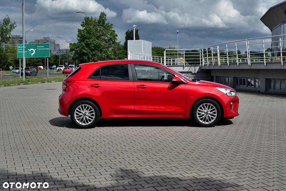Kia Rio 1.0 T-GDI 100 Dream-Team Edition - 8