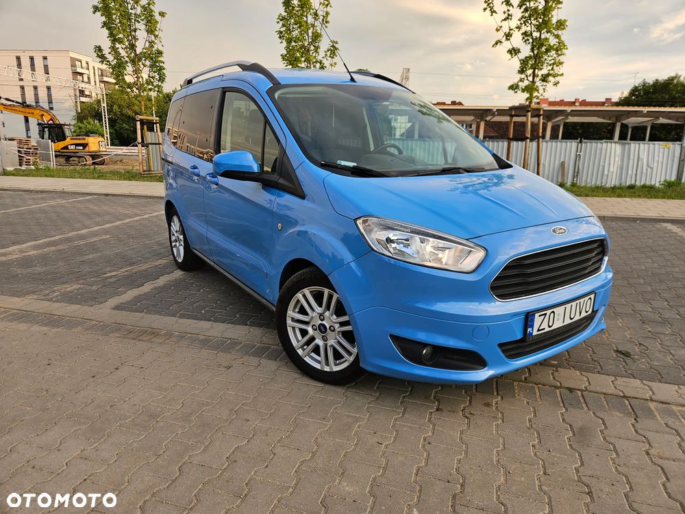 Ford Tourneo Courier - 8