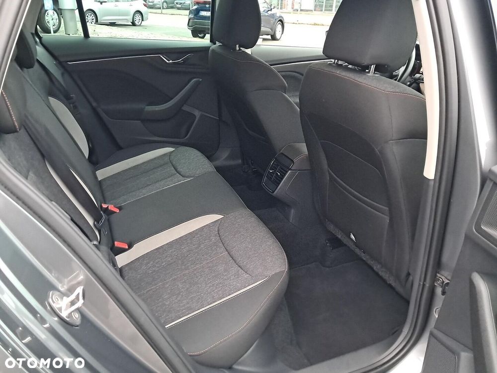 Skoda Kamiq 1.0 TSI Style DSG - 19