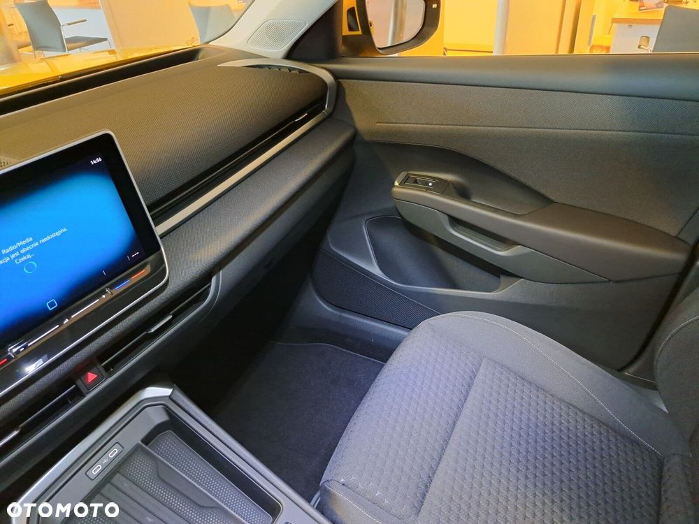 Volkswagen T-Roc - 15