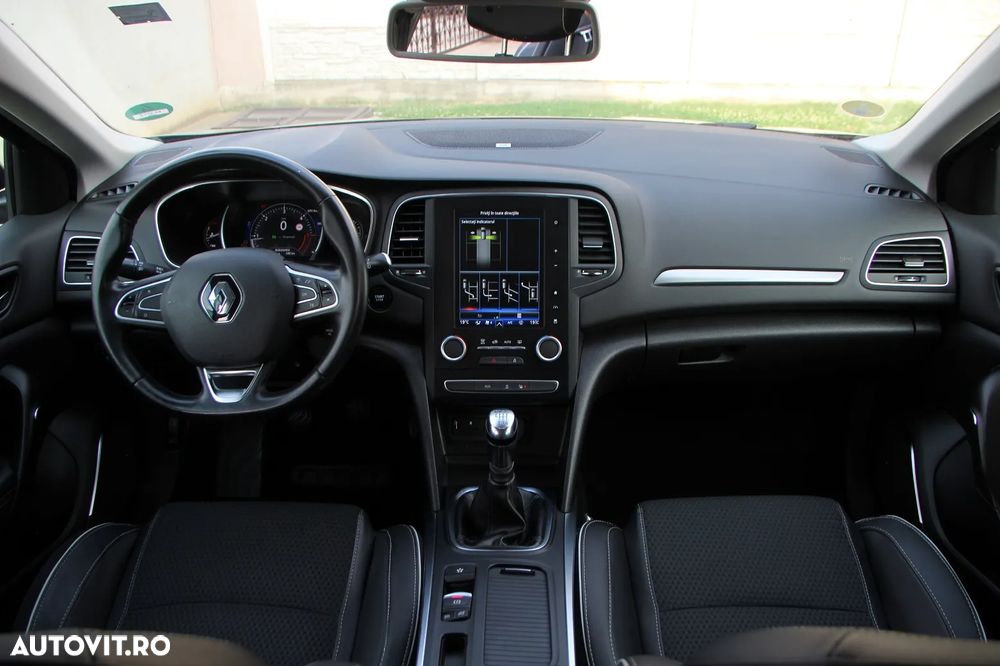 Renault Megane ENERGY dCi 110 Start & Stop Bose Edition - 2