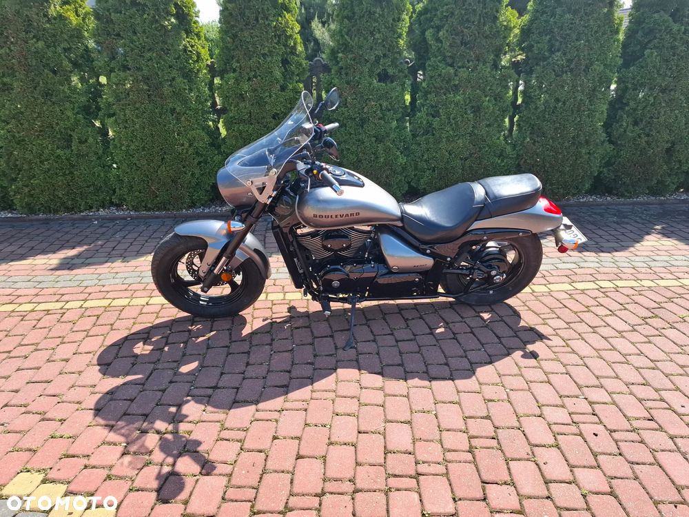 Suzuki Boulevard - 3