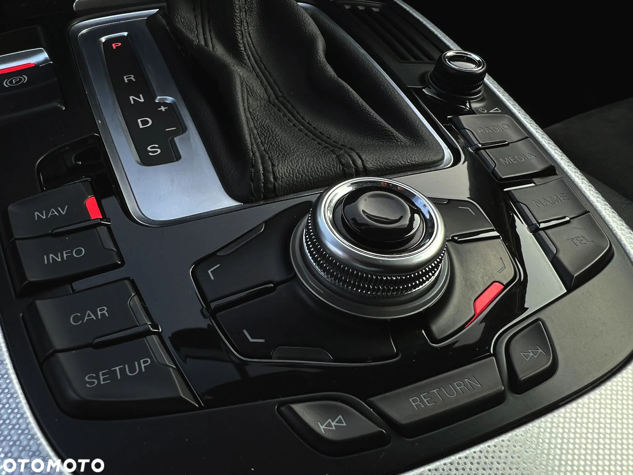 Audi A4 2.0 TDI Multitronic - 31