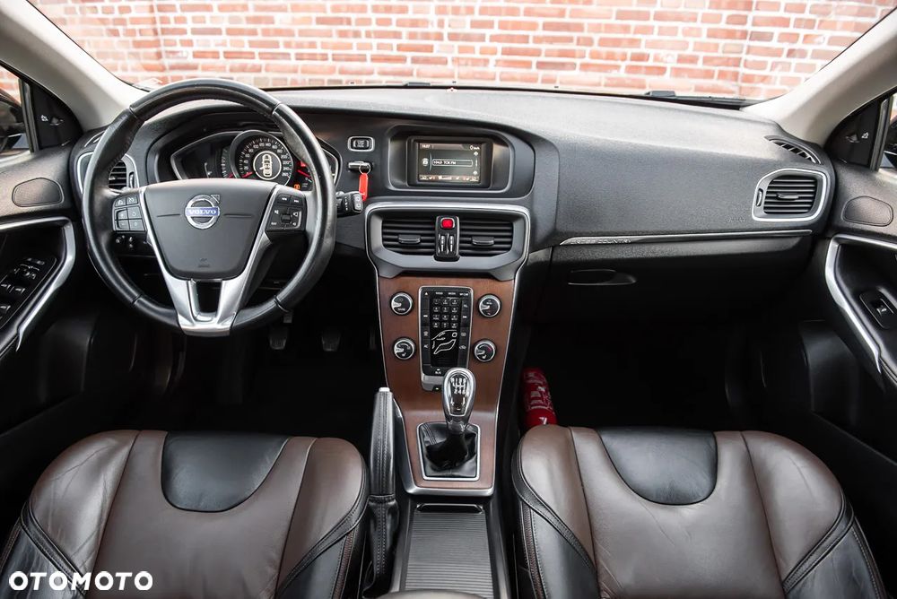 Volvo V40 Cross Country D2 - 29