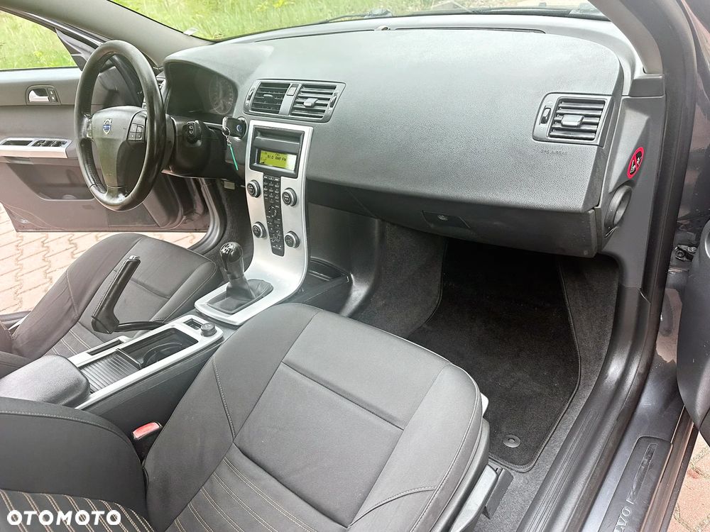 Volvo V50 DPF D4 Momentum - 29