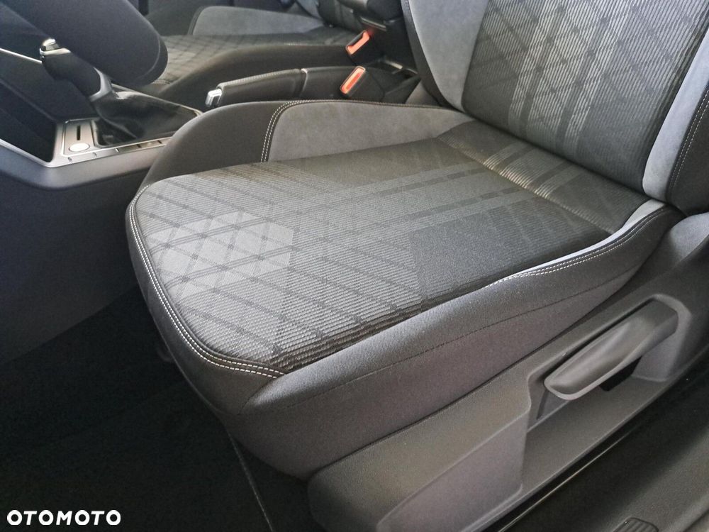 Volkswagen Taigo - 12