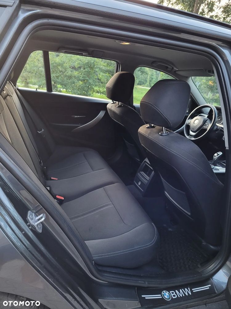BMW Seria 3 325d - 6
