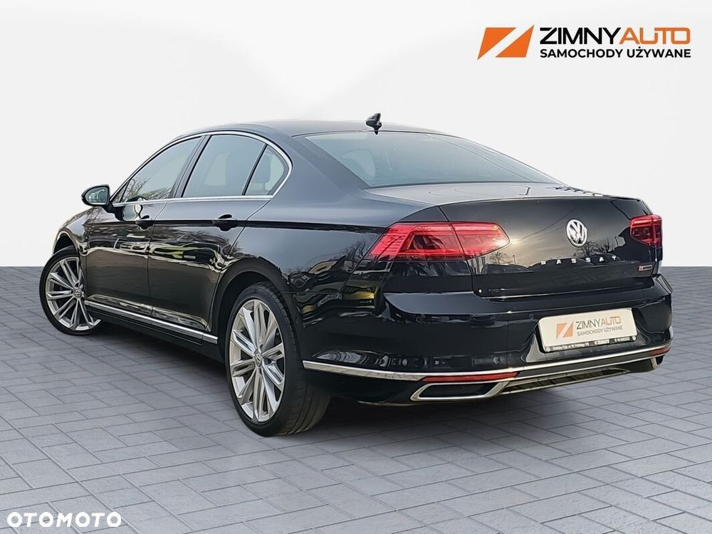 Volkswagen Passat - 3