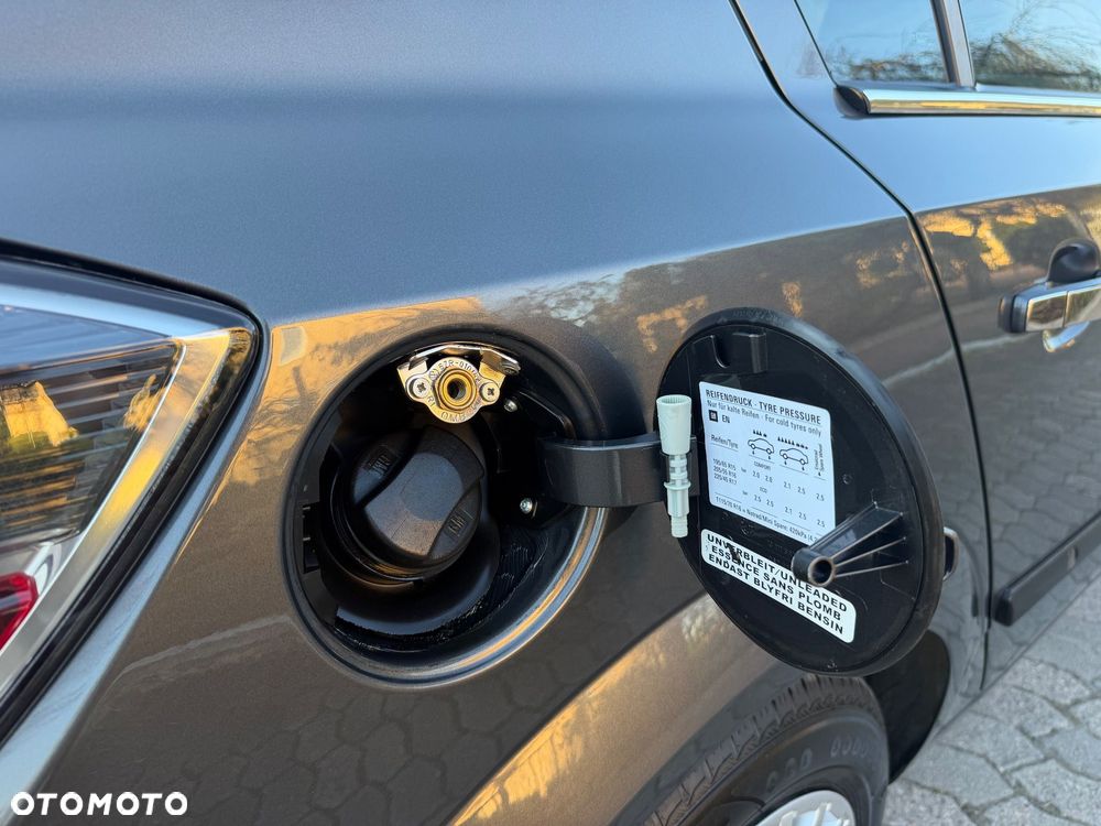 Opel Astra 1.6 Enjoy - 27