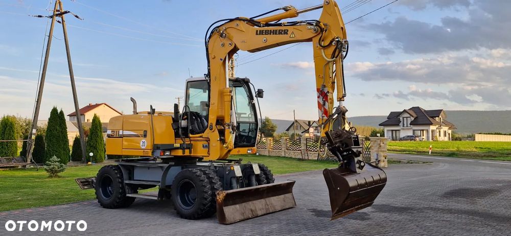 Liebherr A 311 Litronic/ Maszyna sprowadzona/ 8240H/ - 6
