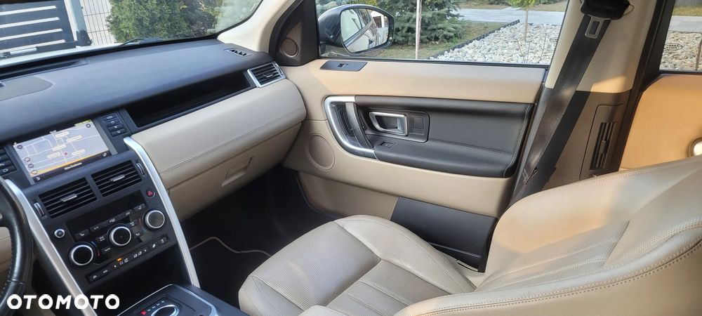 Land Rover Discovery Sport TD4 HSE - 8