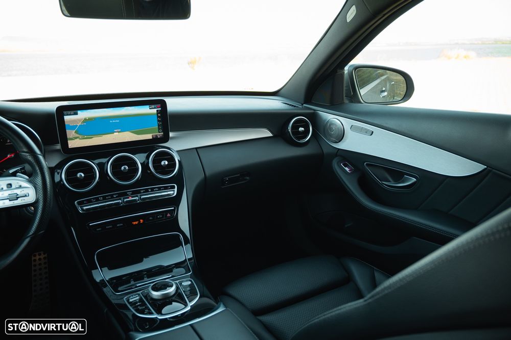 Mercedes-Benz C 300 de AMG Line - 22