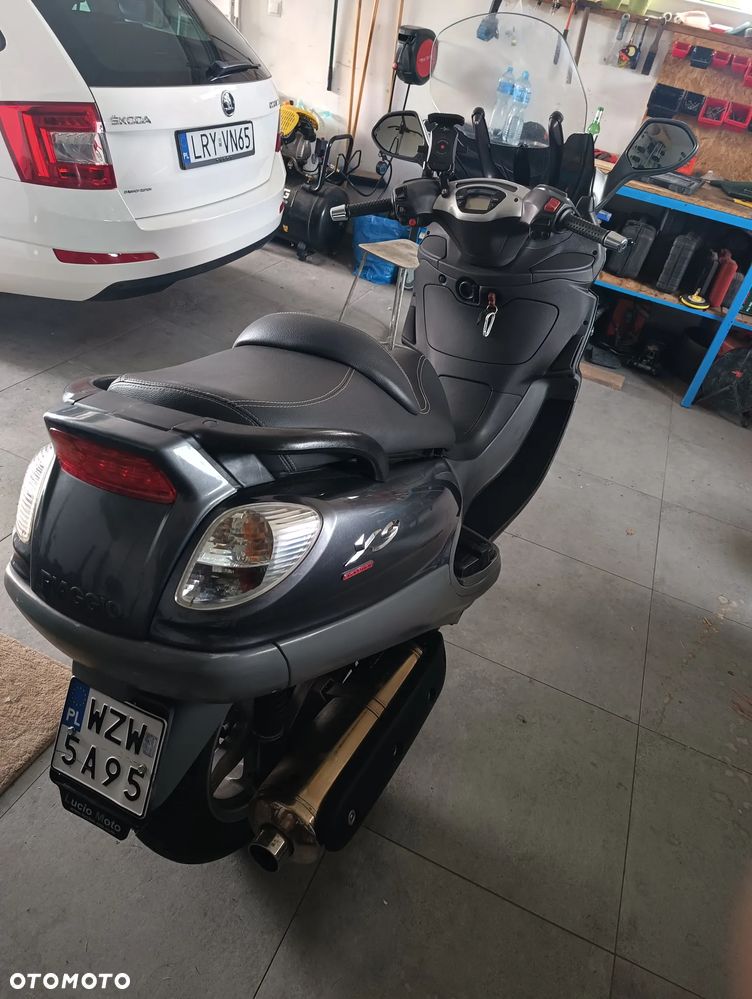 Piaggio X9 - 11
