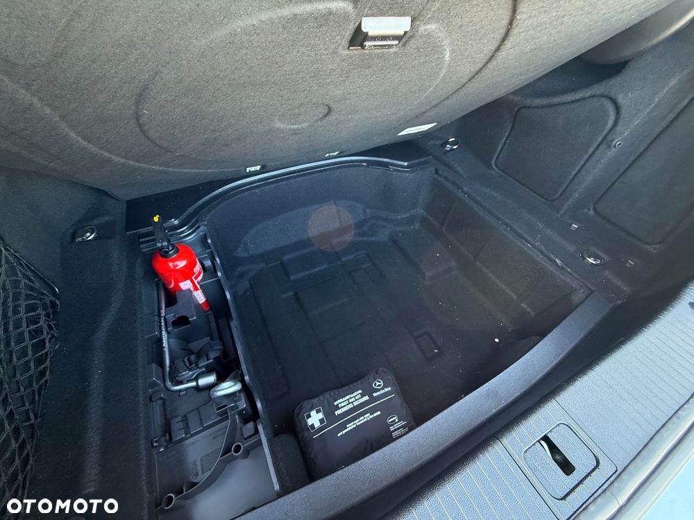 Mercedes-Benz Klasa E 63 AMG AMG Speedshift 7G-MCT - 36