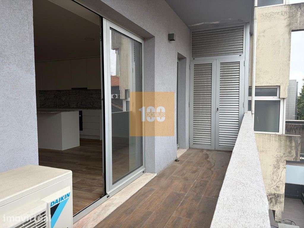 T3 com garagem ao Metro da Trindade - Grande imagem: 5/42