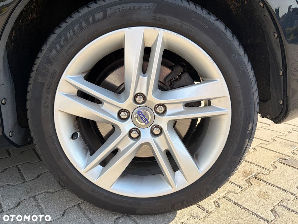 Volvo V60 D4 Momentum - 14