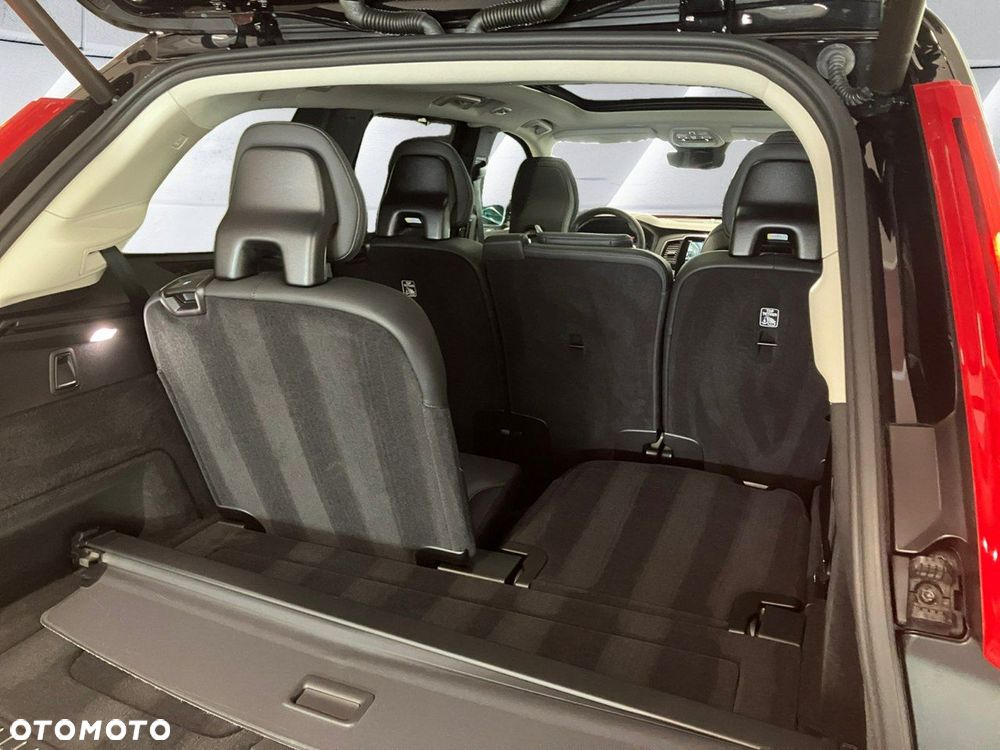 Volvo XC 90 B5 D AWD Plus Bright - 26