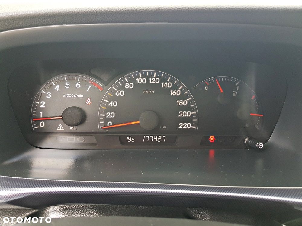 Honda FR-V 1.8 Executive - 13