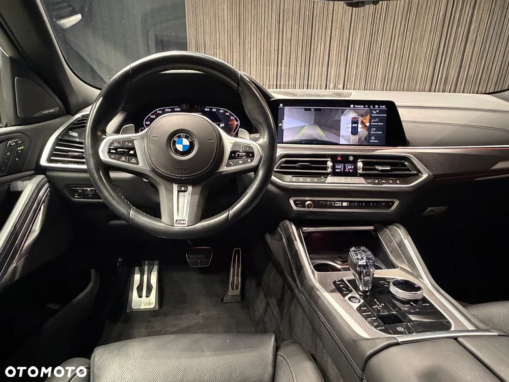 BMW X6 M50i - 18