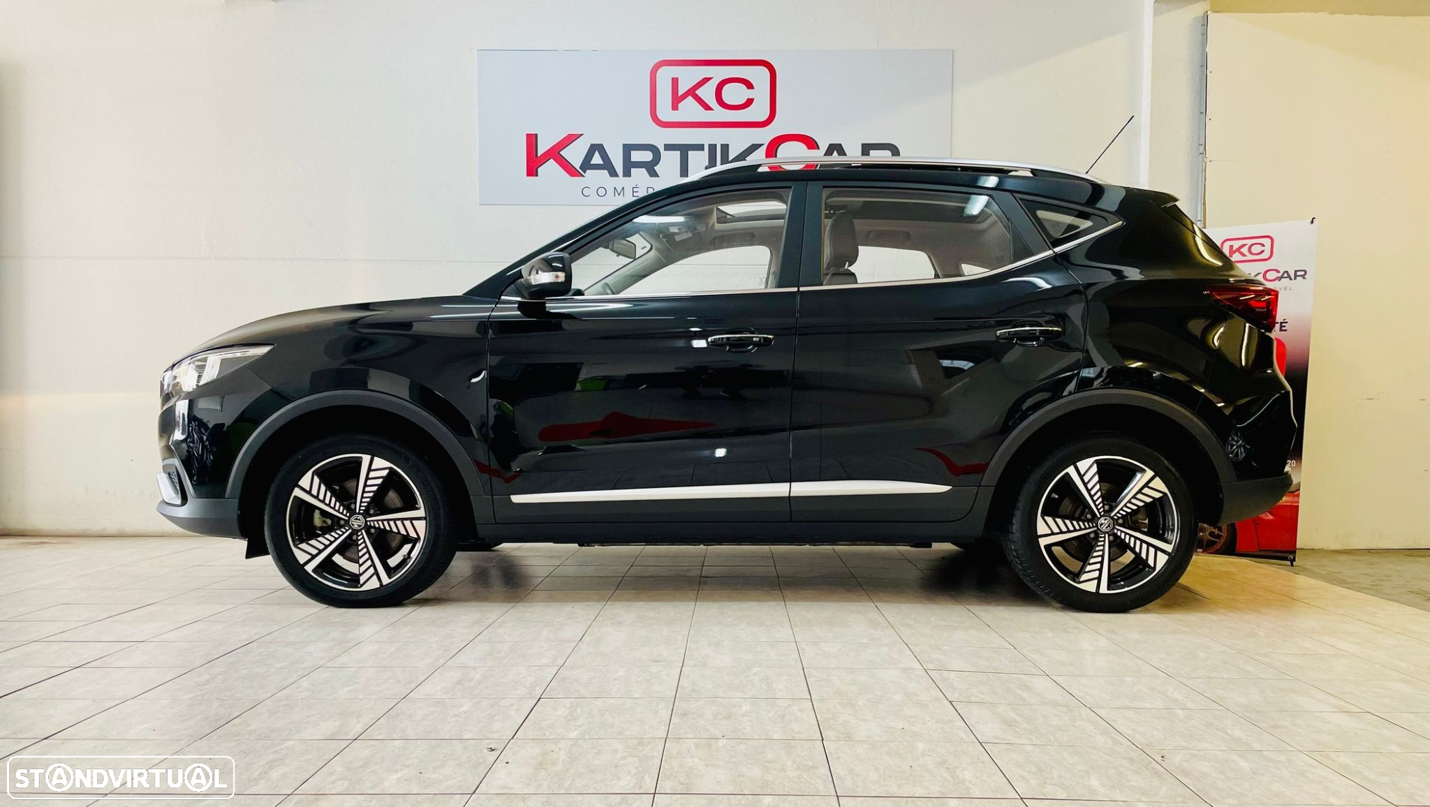 MG ZS EV 44.5 kWh Luxury - 9