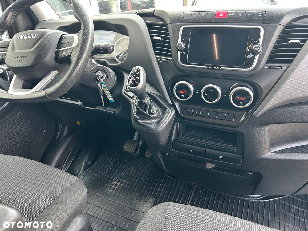 Iveco Daily 35S18 - 19
