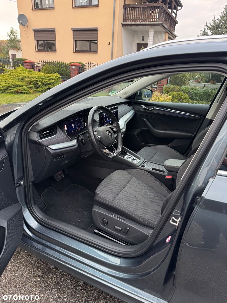 Skoda Octavia Combi 2.0 TDI DSG Ambition - 13