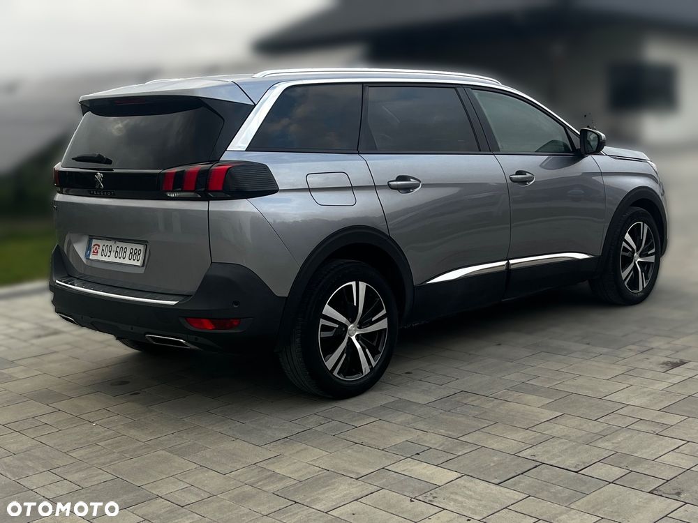 Peugeot 5008 - 4