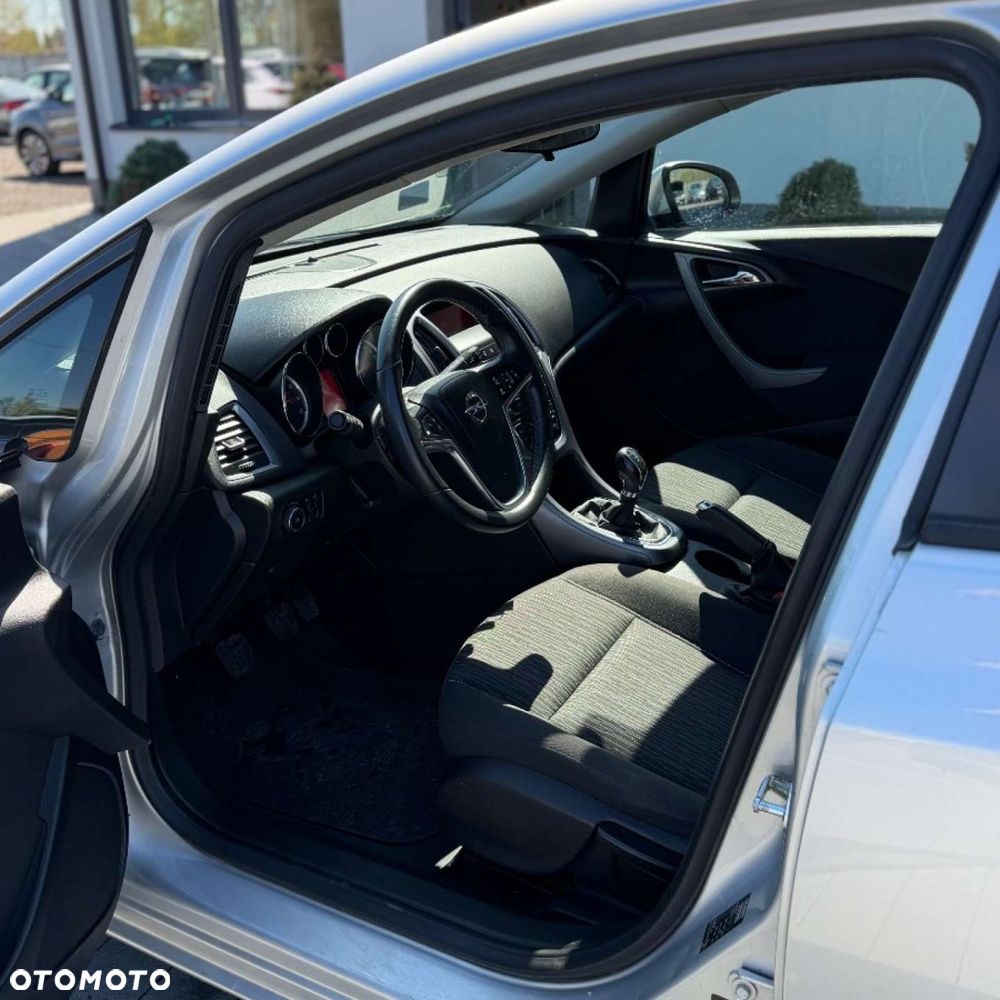 Opel Astra - 14