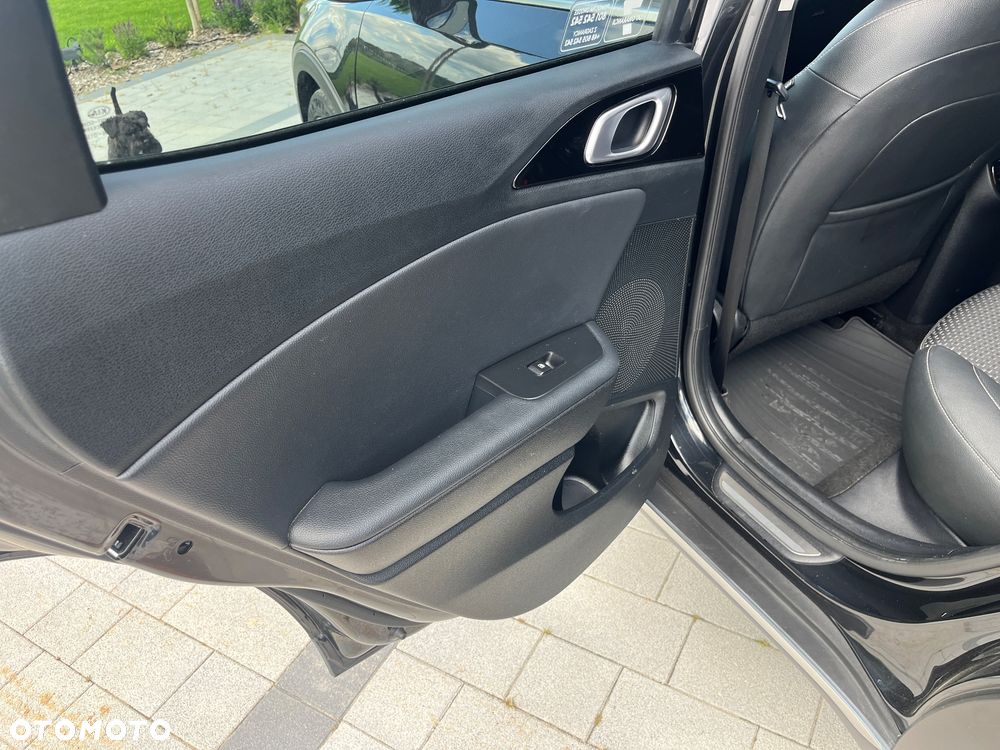 Kia XCeed 1.5 T-GDI Business Line DCT - 8