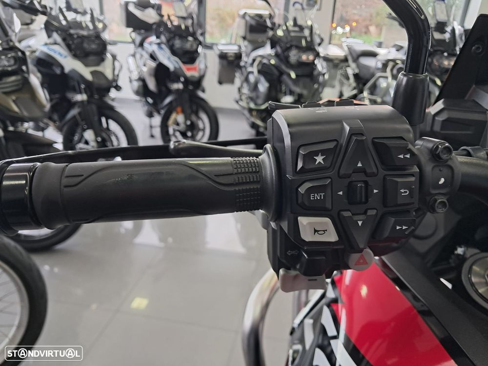 Honda Africa Twin 1100 DCT - 6