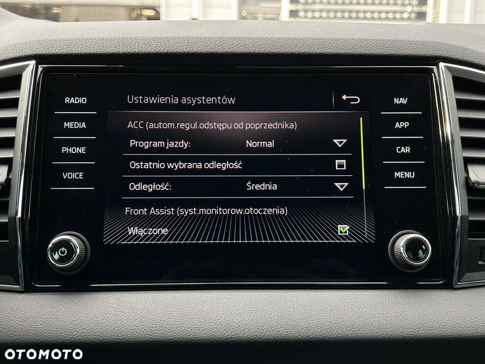 Skoda Karoq 2.0 TDI SCR 4x4 Style DSG - 28