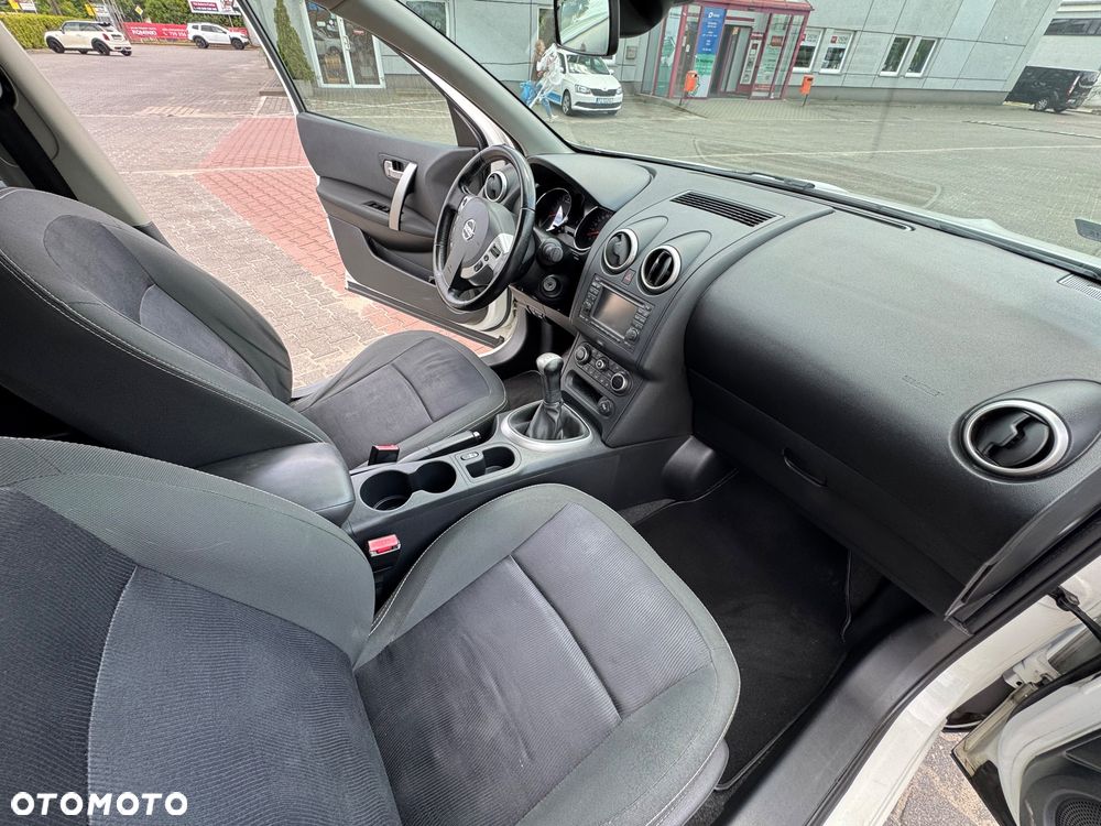 Nissan Qashqai - 16