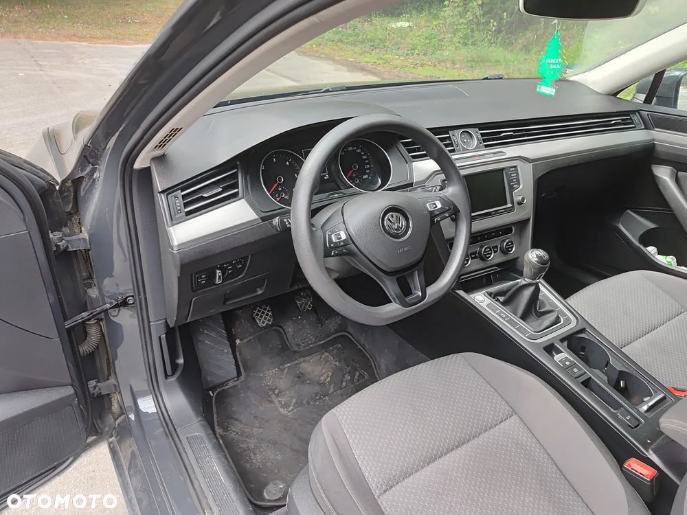 Volkswagen Passat 2.0 TDI BMT Comfortline - 17