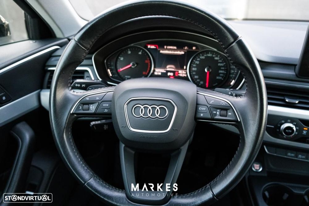 Audi A4 2.0 TDI Design S tronic - 20