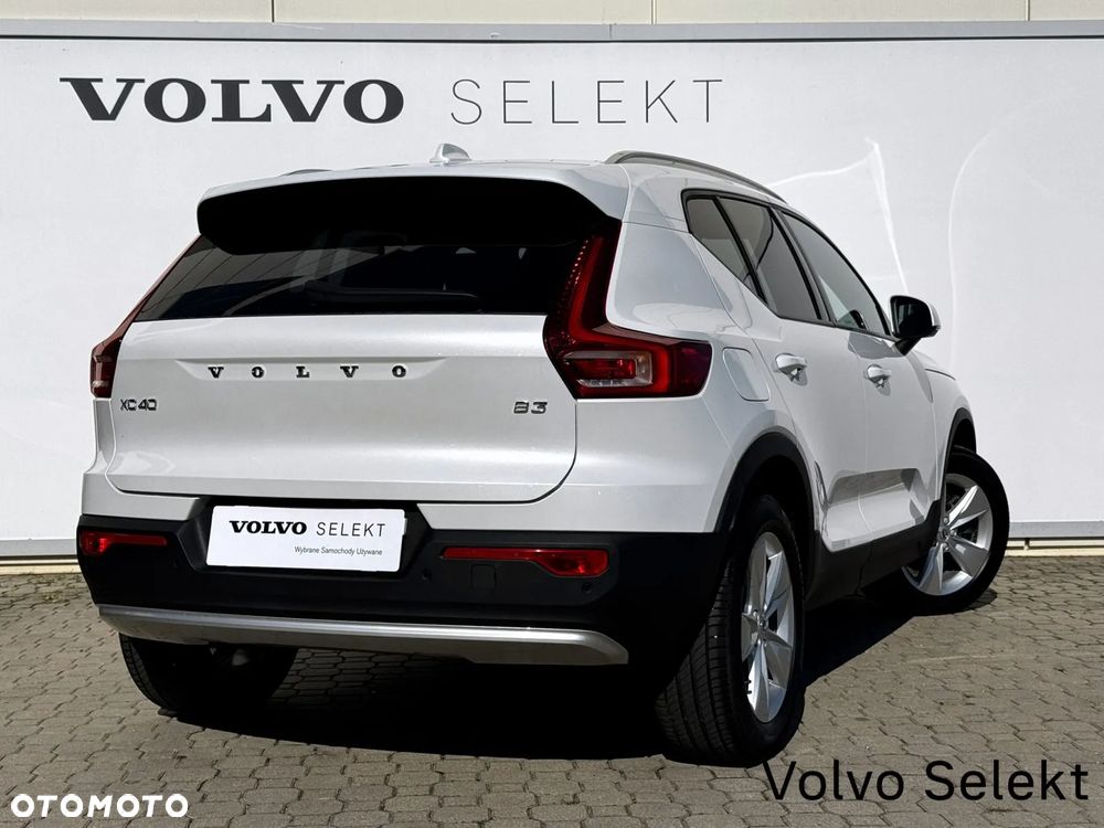 Volvo XC 40 B3 Core - 8