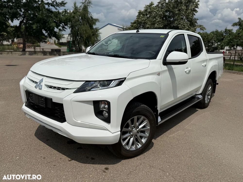 Mitsubishi L200 Double Cab 2.2 DI-D M/T Instyle - 1