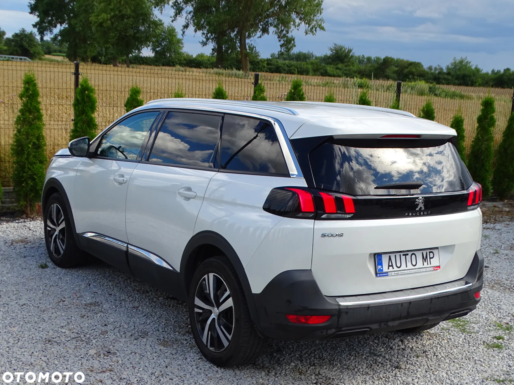 Peugeot 5008 1.5 BlueHDI Allure S&S EAT8 - 4