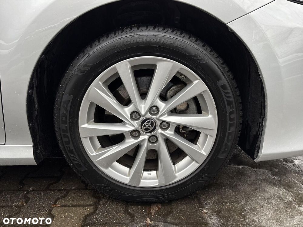 Toyota Camry 2.5 Hybrid Comfort CVT - 35