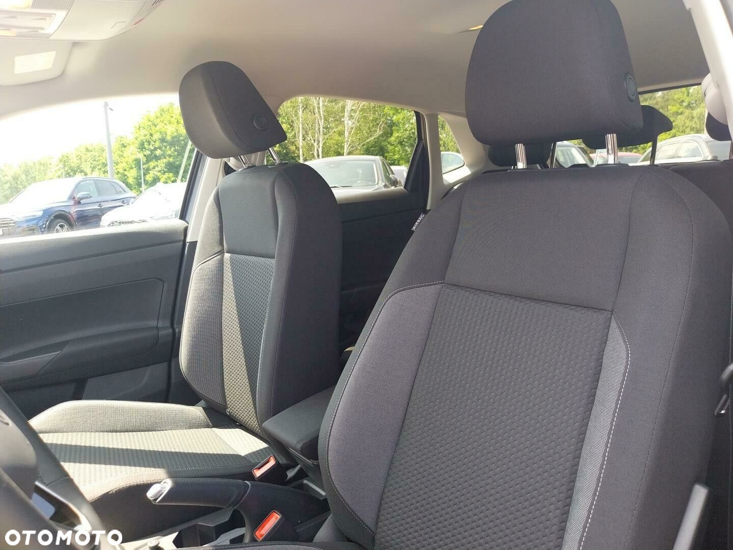 Volkswagen Polo - 10