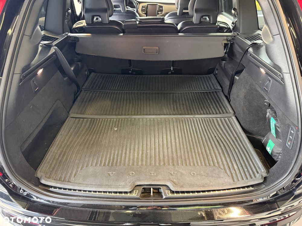 Volvo XC 90 - 13