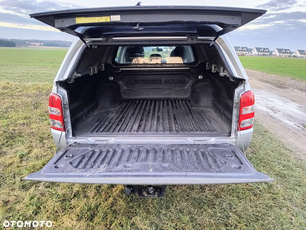 Mitsubishi L200 2.4 d CC Invite EU6 - 17