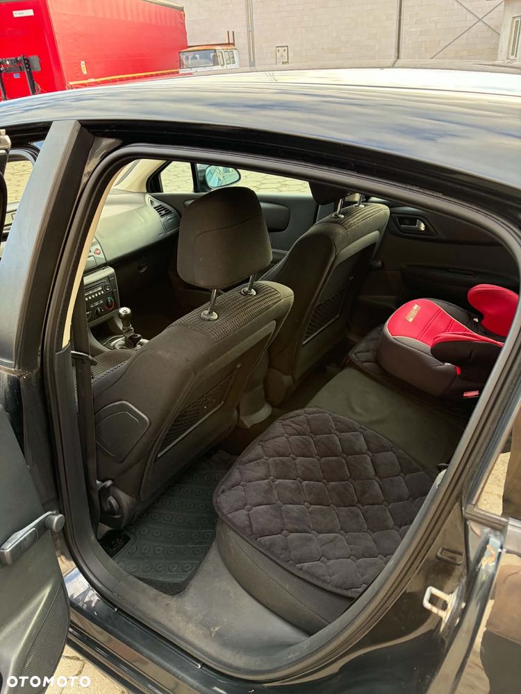 Citroën C4 - 11